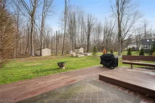 8678 Apple-Hill Rd, Chagrin Falls, OH 44023 - Photo 10