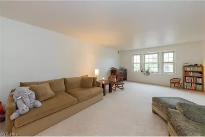 13710 Shaker Boulevard #405, Loveland, OH 44120 - Photo 4