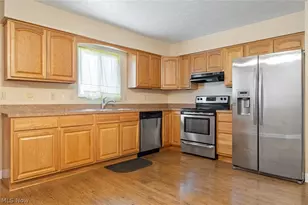 29696 Josephine Dr, North Olmsted, OH 44070 - Photo 14