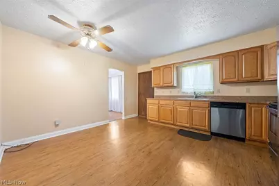 29696 Josephine Drive, North Olmsted, OH 44070 - Photo 12