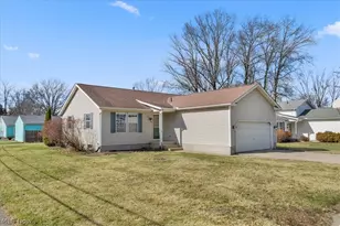 5906 Cornell Blvd, North Ridgeville, OH 44039 - Photo 2