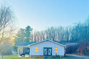 1284 River Rd, Morgantown, WV 26501 - Photo 4