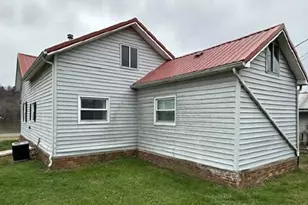 453 S Front Ave, Middleport, OH 45760 - Photo 2