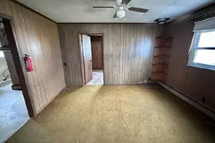 453 S Front Ave, Middleport, OH 45760 - Photo 6