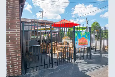 880 Youngstown Poland Road, Struthers, OH 44471 - Photo 4