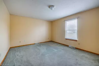443 Plum Creek Drive, Wadsworth, OH 44281 - Photo 14