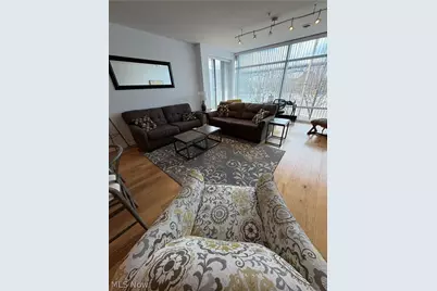 1237 Washington Avenue #412, Loveland, OH 44113 - Photo 4