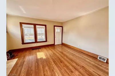 364 N Chillicothe Road, Aurora, OH 44202 - Photo 4