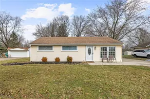 1887 Hillsdale Dr, Twinsburg, OH 44087 - Photo 2