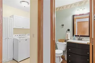 1572 Augusta Ave, Brunswick, OH 44212 - Photo 10