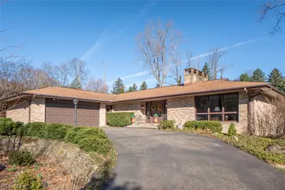 425 Santa Clara Street NW, Canton, OH 44709 - Photo 1