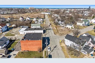 1404 Long Avenue, Lorain, OH 44052 - Photo 32