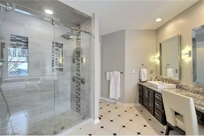 2 Haskell Drive, Bratenahl, OH 44108 - Photo 16