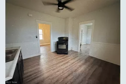 12106 Forest Avenue #DOWN, Loveland, OH 44120 - Photo 4