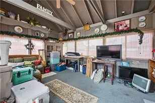 696 Meadowbrook Ave SE, Warren, OH 44484 - Photo 20