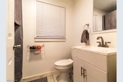 3892 Highland Avenue, Shadyside, OH 43947 - Photo 22