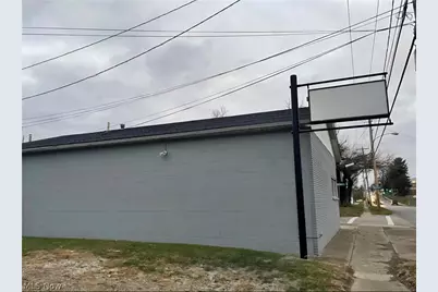 1123 Pine Street, Zanesville, OH 43701 - Photo 2