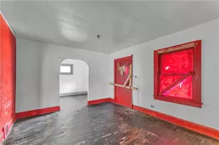 11701 Gay Ave, Loveland, OH 44105 - Photo 8