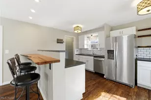 483 E 330th St, Willowick, OH 44095 - Photo 6