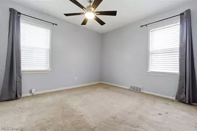 483 E 330th Street, Willowick, OH 44095 - Photo 14