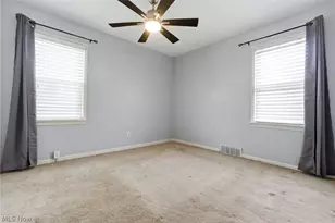 483 E 330th St, Willowick, OH 44095 - Photo 14