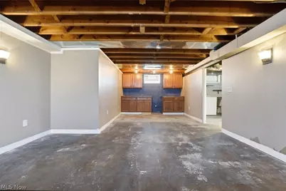 483 E 330th Street, Willowick, OH 44095 - Photo 20