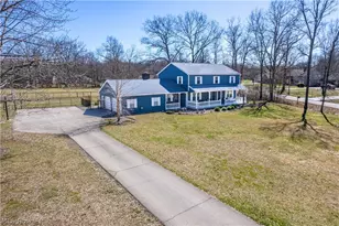 782 Windsor Dr, Mineral Wells, WV 26150 - Photo 2