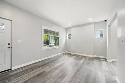 10402 Almira Avenue, Loveland, OH 44111 - Photo 14