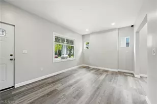 10402 Almira Ave, Loveland, OH 44111 - Photo 14