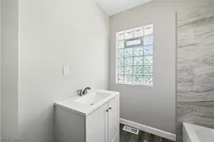 10402 Almira Ave, Loveland, OH 44111 - Photo 32