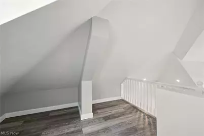 10402 Almira Avenue, Loveland, OH 44111 - Photo 34