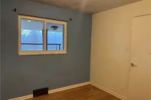 110 White Bell Cir, Wellsburg, WV 26070 - Photo 8