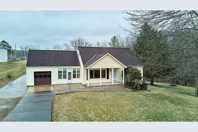 613 S Court Street, Harrisville, WV 26362 - Photo 2