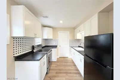 1528 Maine Avenue, Lorain, OH 44052 - Photo 12