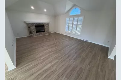 5913 Oak Point Road, Lorain, OH 44053 - Photo 4