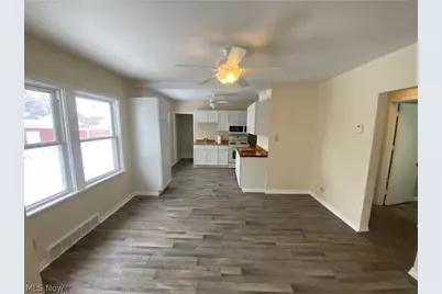 8221 Grand Division Avenue, Loveland, OH 44125 - Photo 2