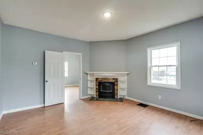 1607 9th Street SW, Canton, OH 44706 - Photo 8