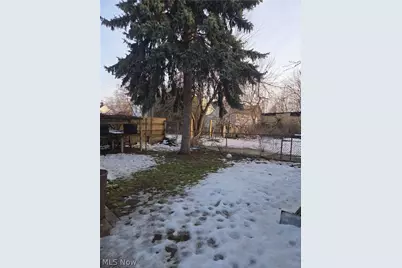 3803 E 50th Street #DOWN, Loveland, OH 44105 - Photo 4