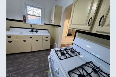 117 Kent Court, Akron, OH 44305 - Photo 6