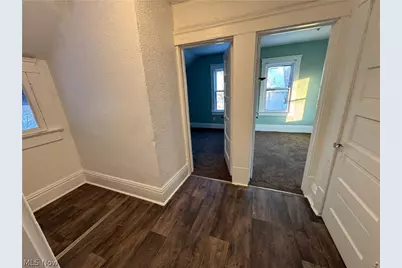 117 Kent Court, Akron, OH 44305 - Photo 8