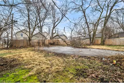 6904 Lawn Avenue, Loveland, OH 44102 - Photo 46