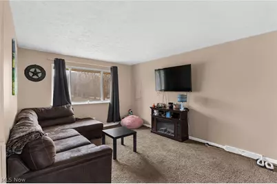 5950 Mount Everett Road, Hubbard, OH 44425 - Photo 2