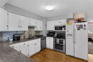 5950 Mt Everett Rd, Hubbard, OH 44425 - Photo 10