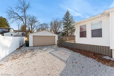 174 Yonker Street, Barberton, OH 44203 - Photo 4