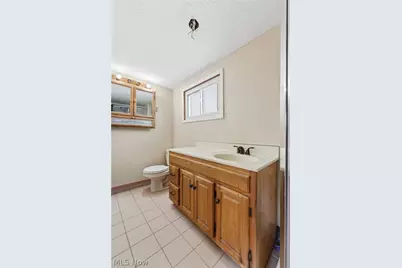 174 Yonker Street, Barberton, OH 44203 - Photo 16