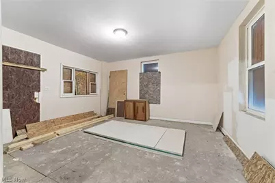 1014 9th Street NE, Canton, OH 44704 - Photo 8