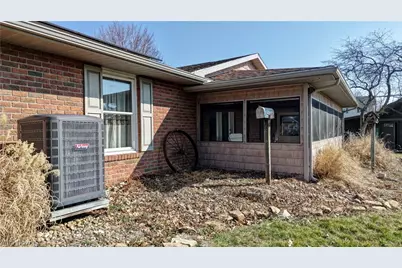 627 Chestnut Street, West Lafayette, OH 43805 - Photo 32