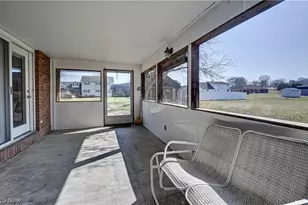 627 Chestnut St, West Lafayette, OH 43805 - Photo 12