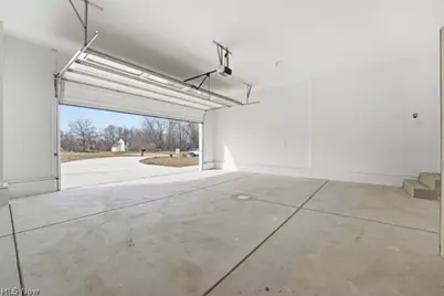 911 Dogwood Drive, Hubbard, OH 44425 - Photo 26