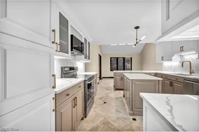 2 Salem Court, Beachwood, OH 44122 - Photo 4